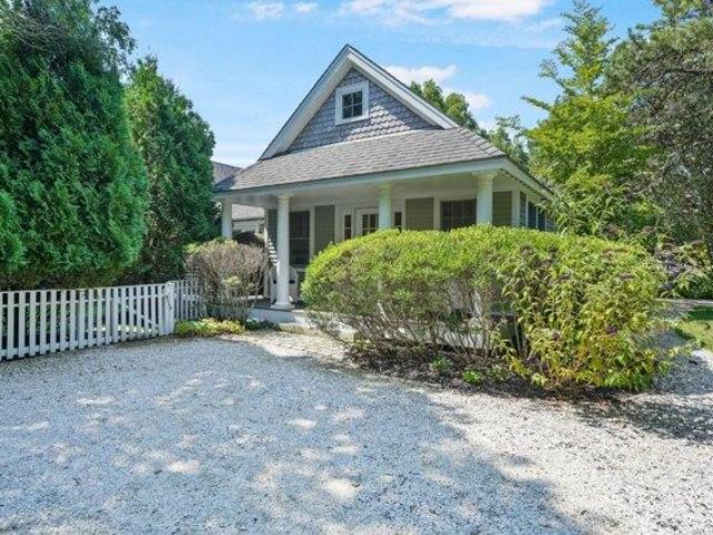 House for sale in Edgartown, Dukes County