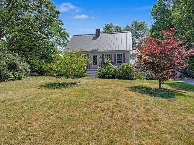 House for sale in Edgecomb, Maine