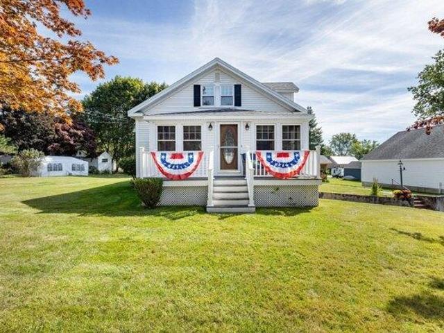 House for sale in South Eliot, Eliot