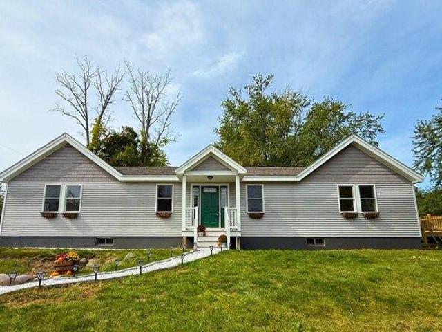 House for sale in South Eliot, Eliot