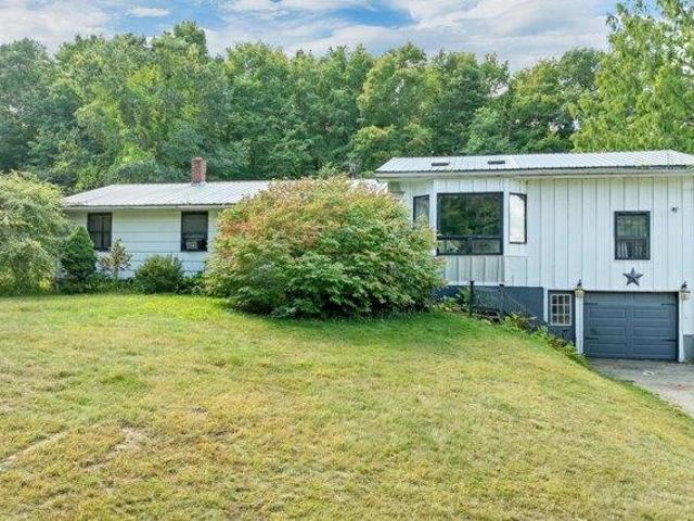 House for sale in Eliot, York County