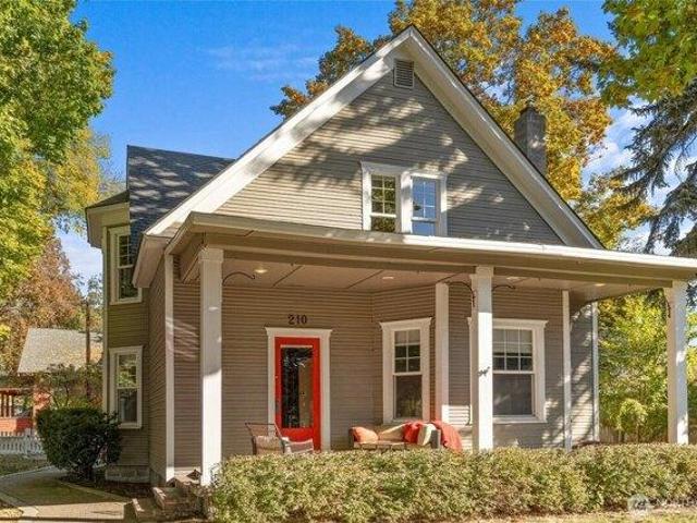 House for sale in Ellensburg, Washington