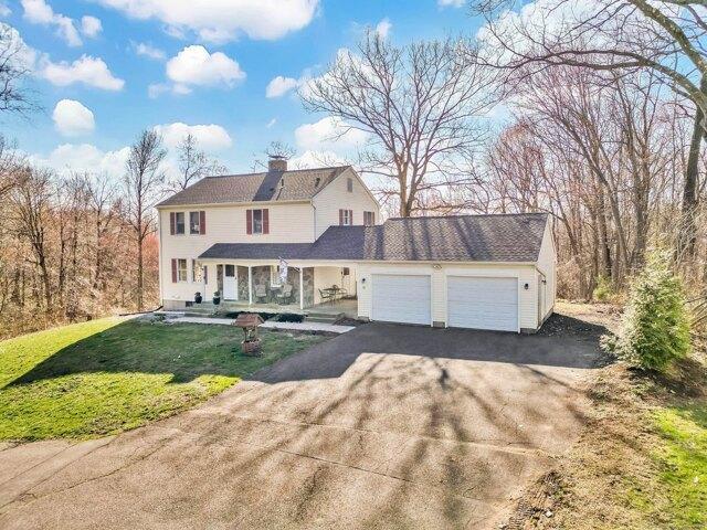 House for sale in Ellington
