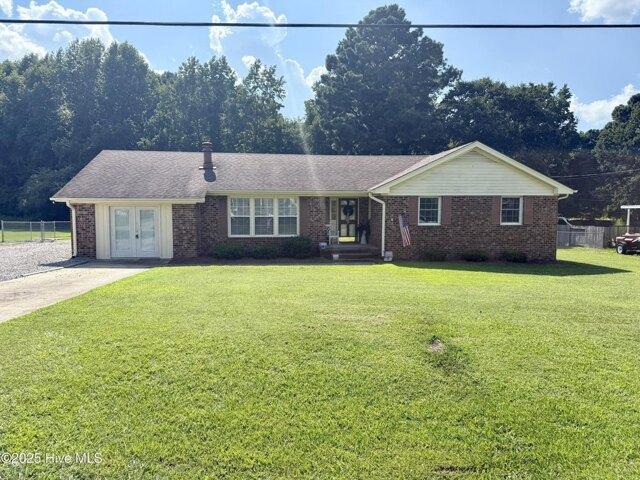 House for sale in Elm City