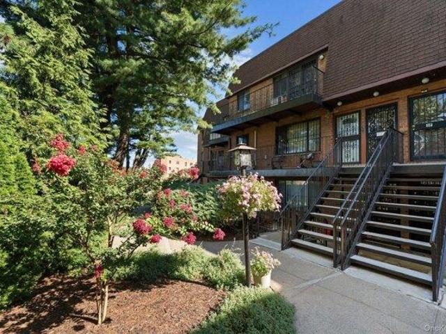 Condo for sale in Queens, Arverne