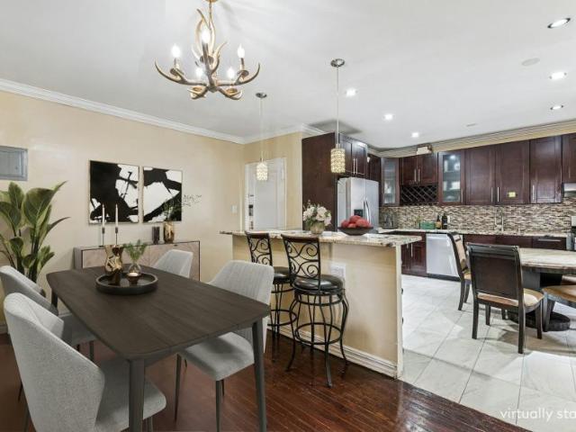 Apartment for sale in Elmhurst