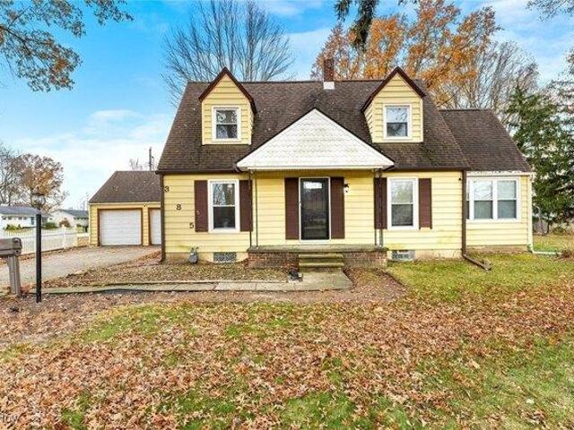 House for sale in Elyria, Ohio