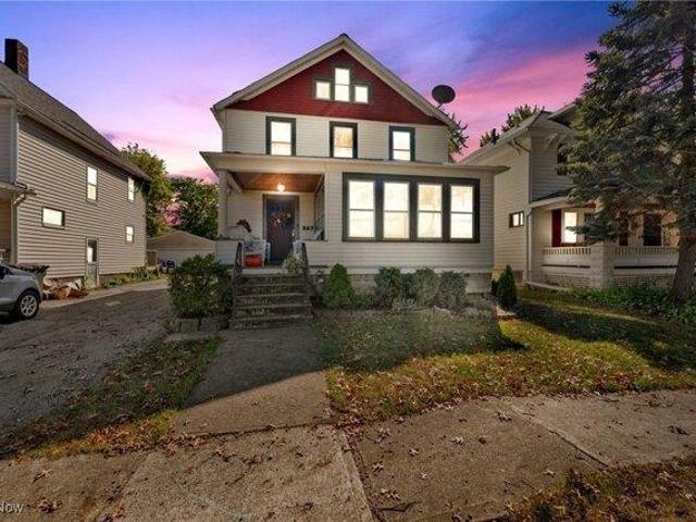House for sale in Elyria, Ohio