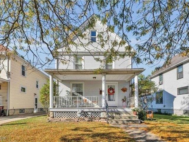 House for sale in Elyria, Ohio