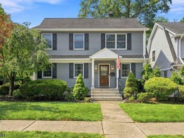 House for sale in Emerson, New Jersey