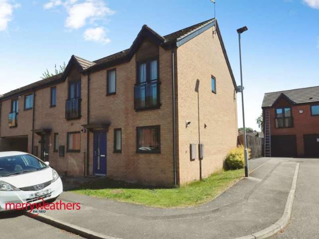Townhouse for sale in Dalton, South Yorkshire