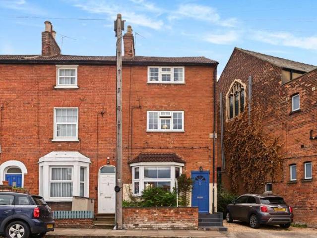 Cottage for sale in Walton, Aylesbury