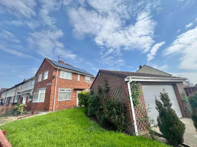 Cottage for sale in Willington