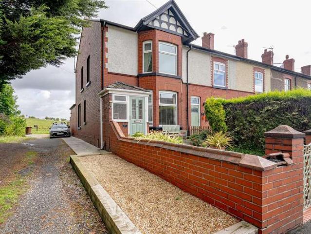 Cottage for sale in Howe Bridge, Wigan
