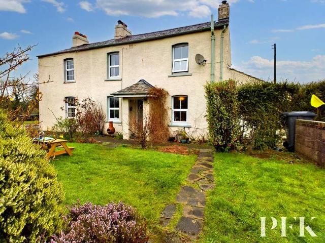 Cottage for sale