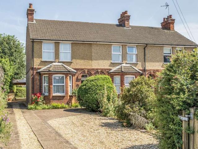 Cottage for sale in Westoning, Bedfordshire