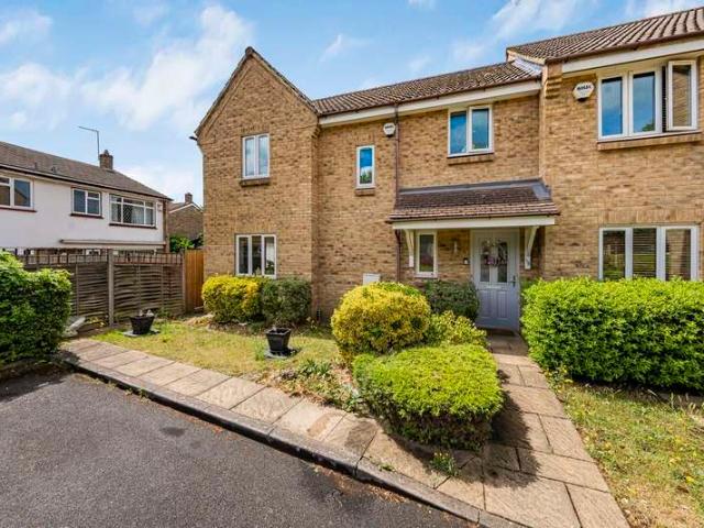 Cottage for sale in Cowley, Greater London