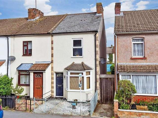 Cottage for sale in Snodland, Tonbridge and Malling