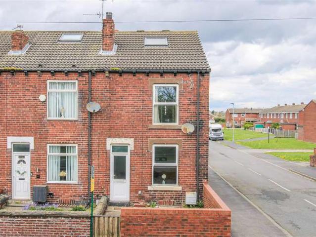 Cottage for sale in Purston Jaglin, West Yorkshire