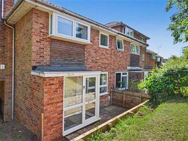 Cottage for sale in Weedon Bec