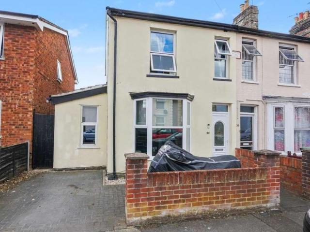 Cottage for sale in The Dales, Key Street