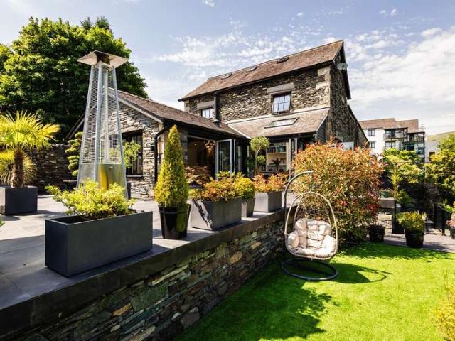 Cottage for sale in Bowston