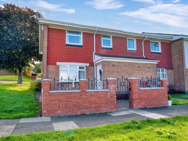 Cottage for sale in Bensham, Tyne And Wear