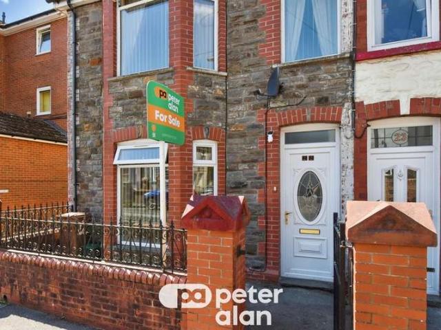 Cottage for sale in Rhymney, Wales