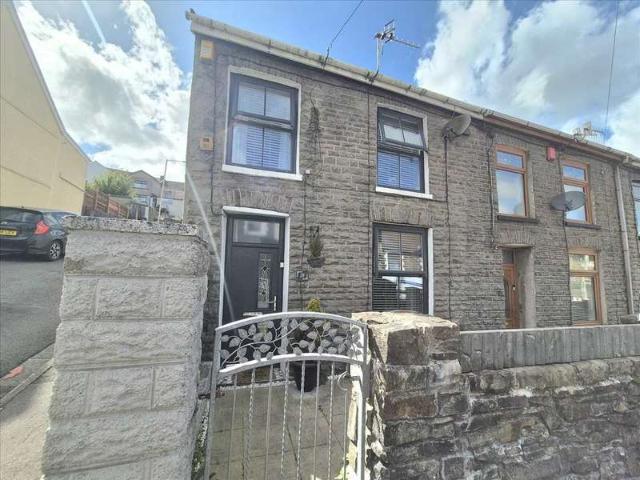 Cottage for sale in Penygraig