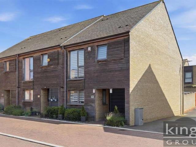 Cottage for sale in Harlow, Essex