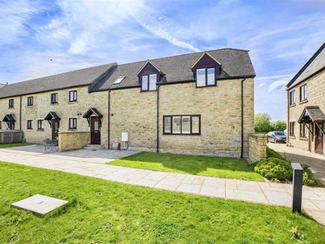 Cottage for sale in Evershot, Oxfordshire