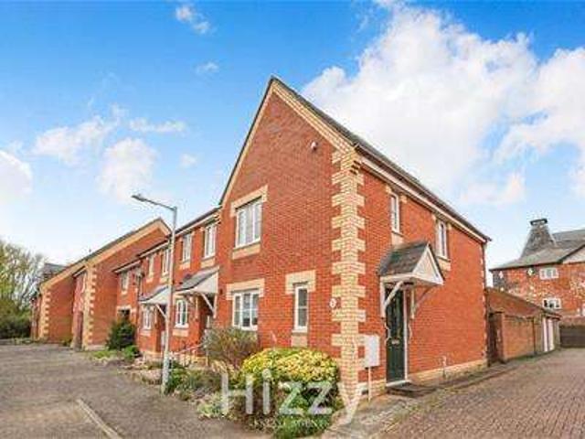 Cottage for sale in Chelmondiston, Suffolk