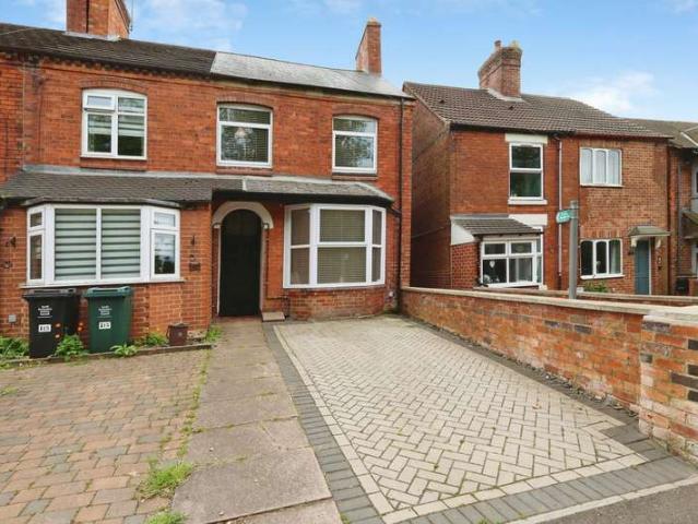 Cottage for sale in Overseal, South Derbyshire