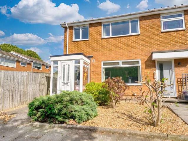 Cottage for sale in Winlaton Mill, Tyne And Wear
