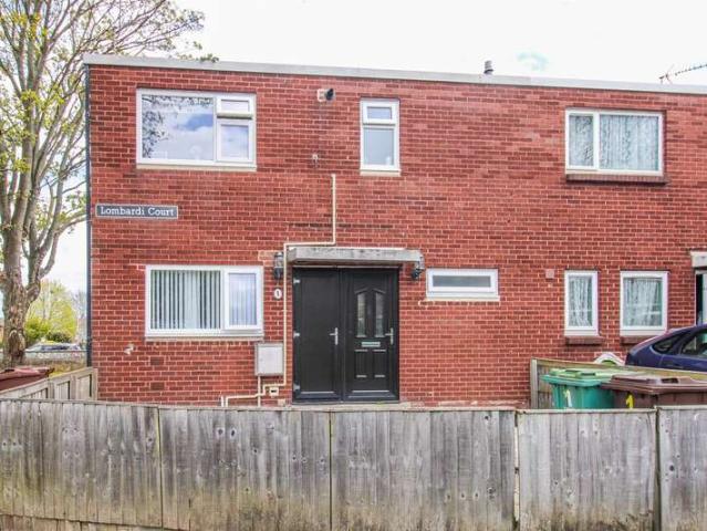 Cottage for sale in Ossett, West Yorkshire