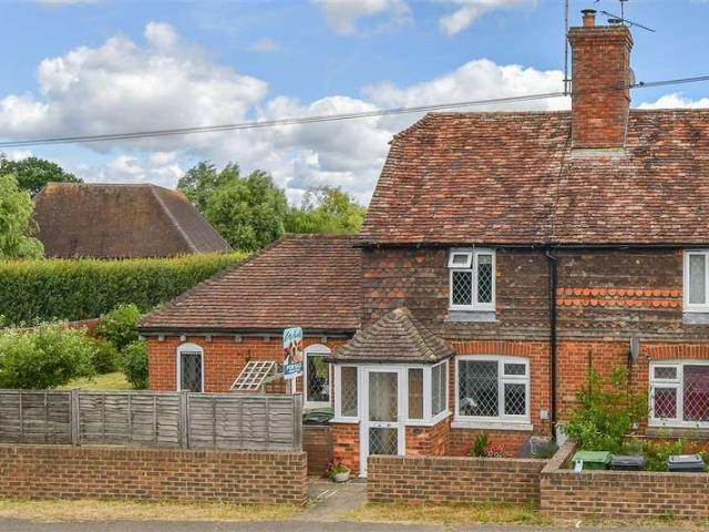Cottage for sale in Midway, Kent