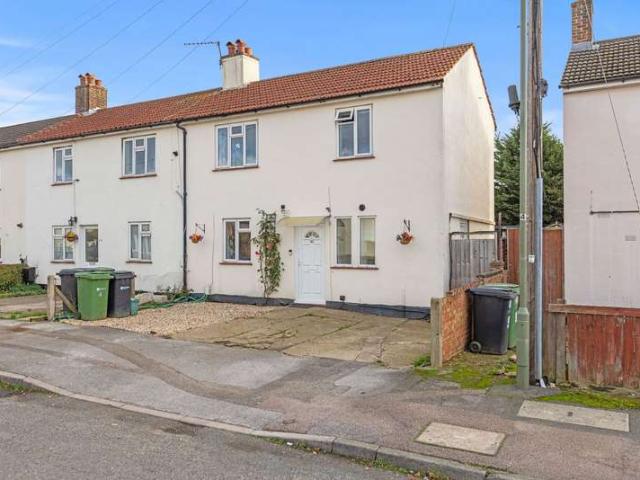 Cottage for sale in Pachesham Park, Surrey