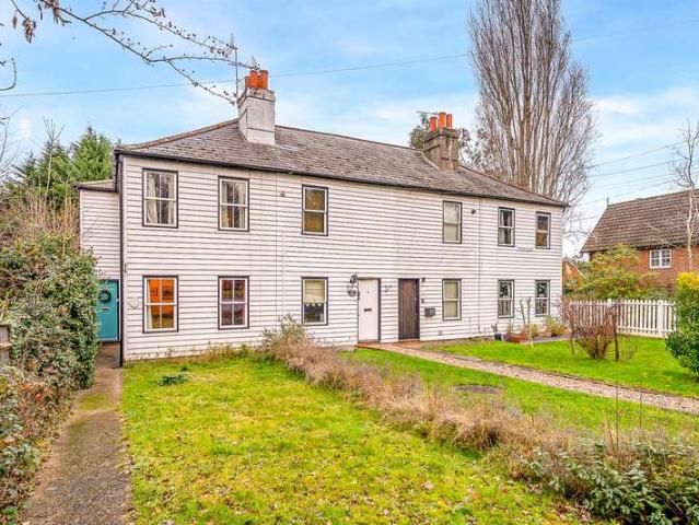 Cottage for sale in Farnborough, Greater London