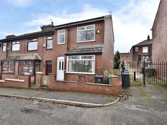 Cottage for sale in Wood End, Oldham