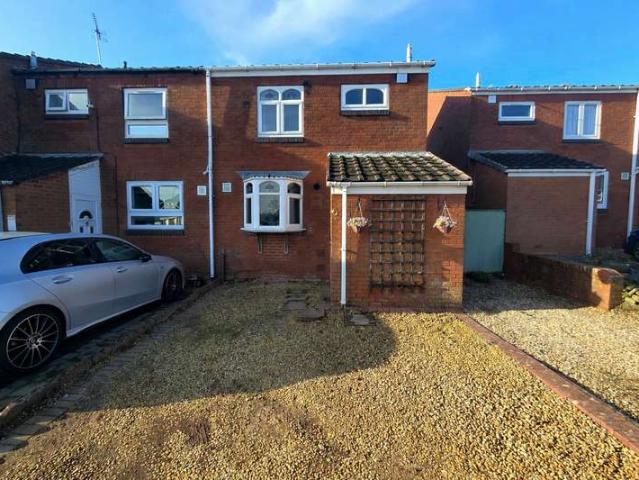 Cottage for sale in Hayley Green, West Midlands