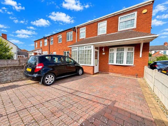 Cottage for sale in Dudley Fields, Brierley Hill