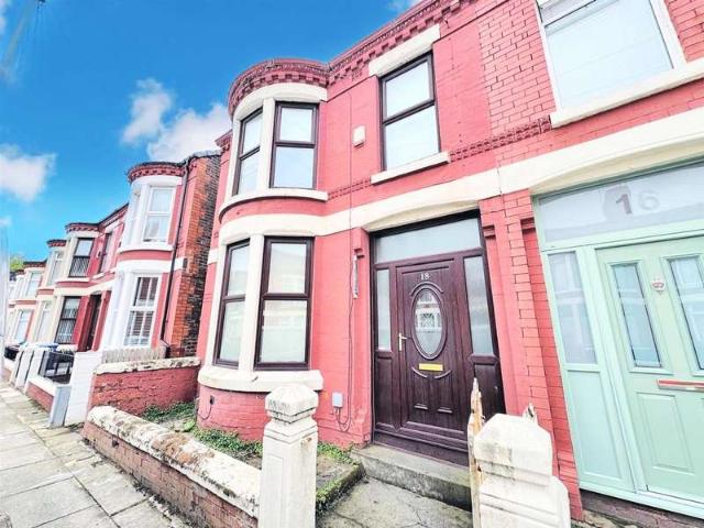 Cottage for sale in Calderstones