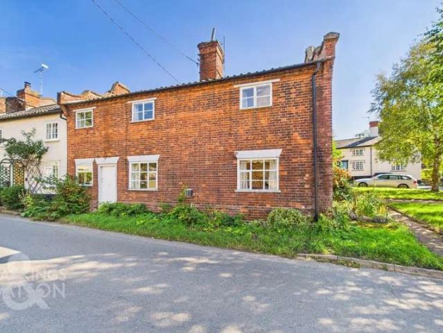 Cottage for sale in Bedingfield, Suffolk