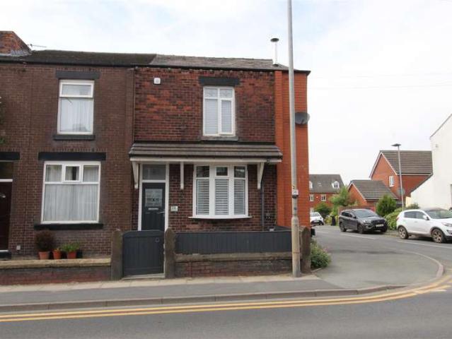 Cottage for sale in Lee Bank, Greater Manchester