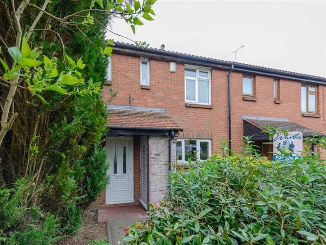 Cottage for sale in The Butts, Kent