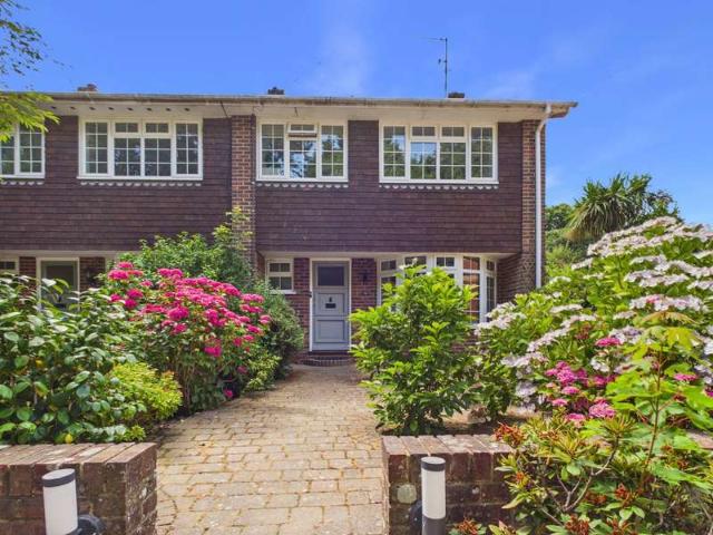 Cottage for sale in Nepcote, Arun