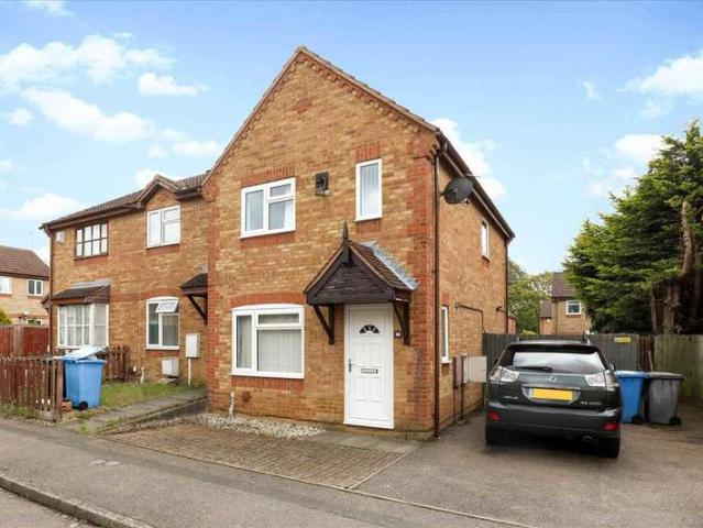 Cottage for sale in Kettering