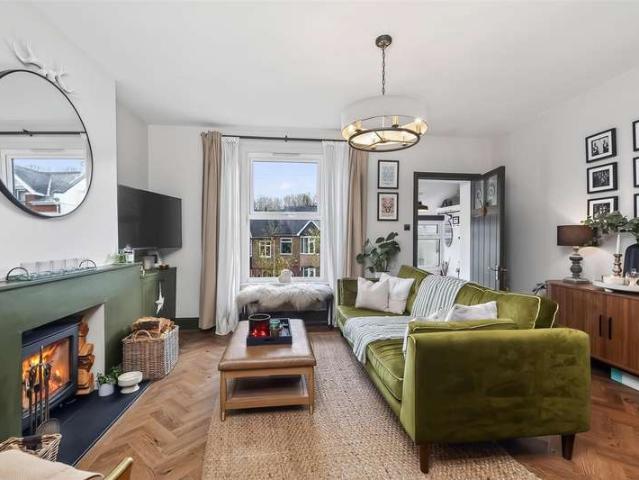 Cottage for sale in Lower Compton, Mount Wise