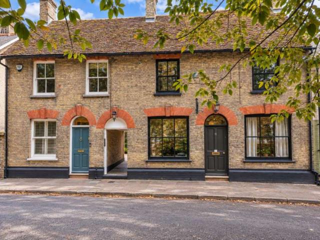Cottage for sale in King's Walden, Hertfordshire