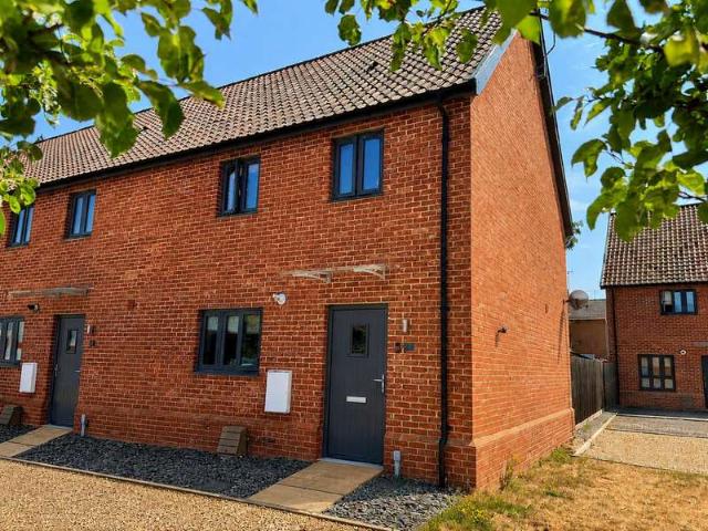 Cottage for sale in Chedburgh, Suffolk